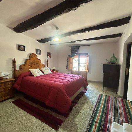 Casa Pepo Villa ปัมปาเนย์รา ภายนอก รูปภาพ